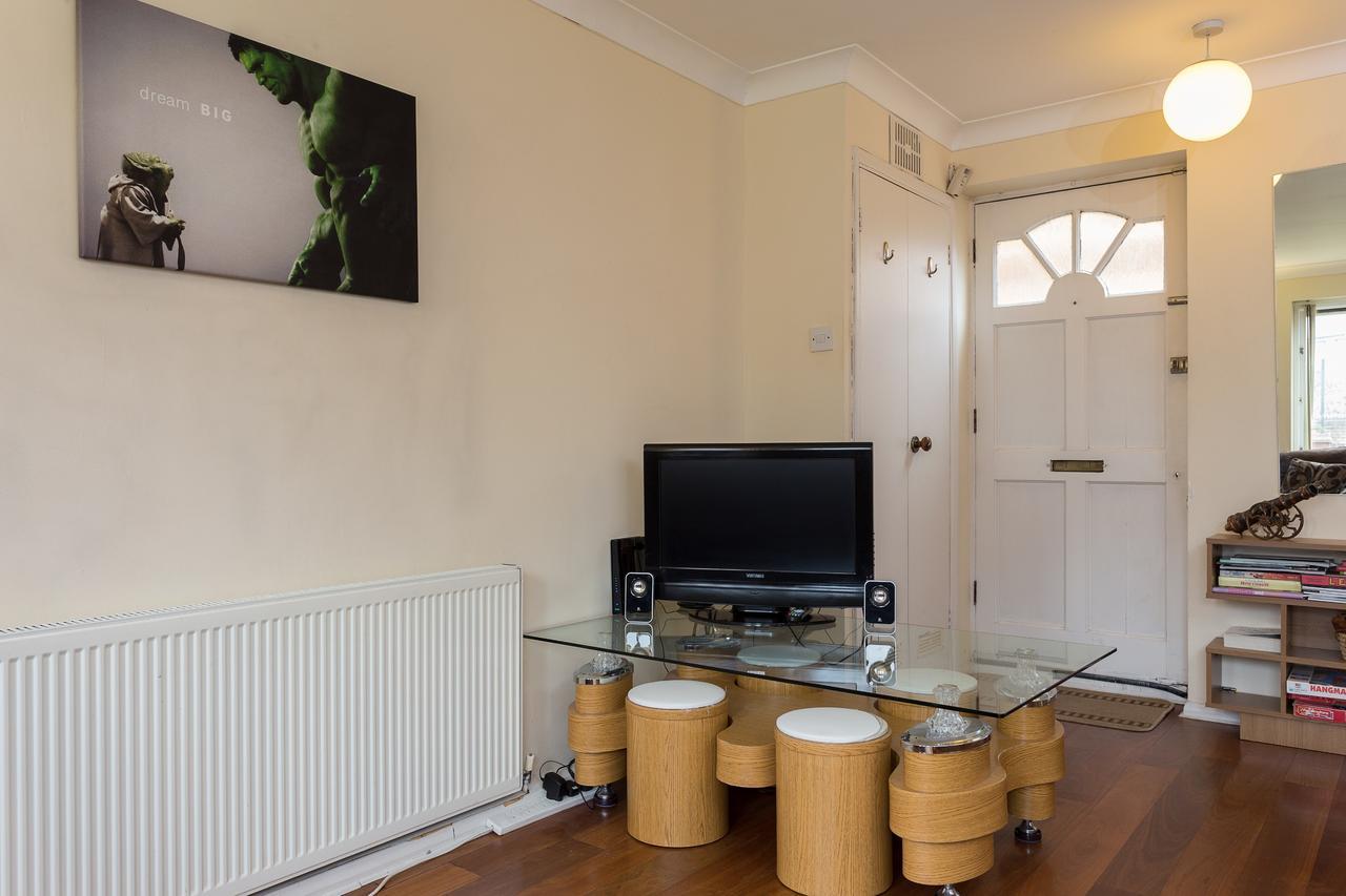 Lovely 2Bd House Near Wapping Station Apartment London Exterior photo